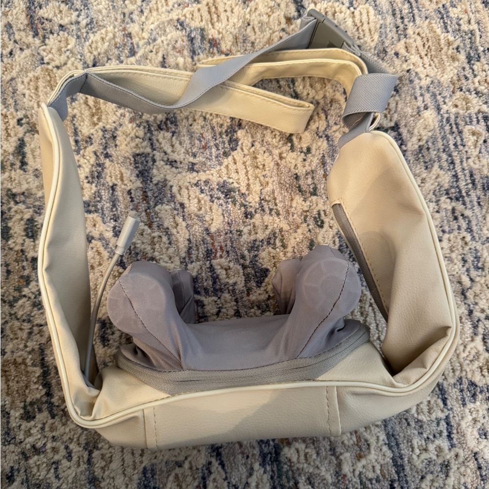 RelaxSport Heated Shiatsu Neck & Shoulder Massager – Beige, Like New